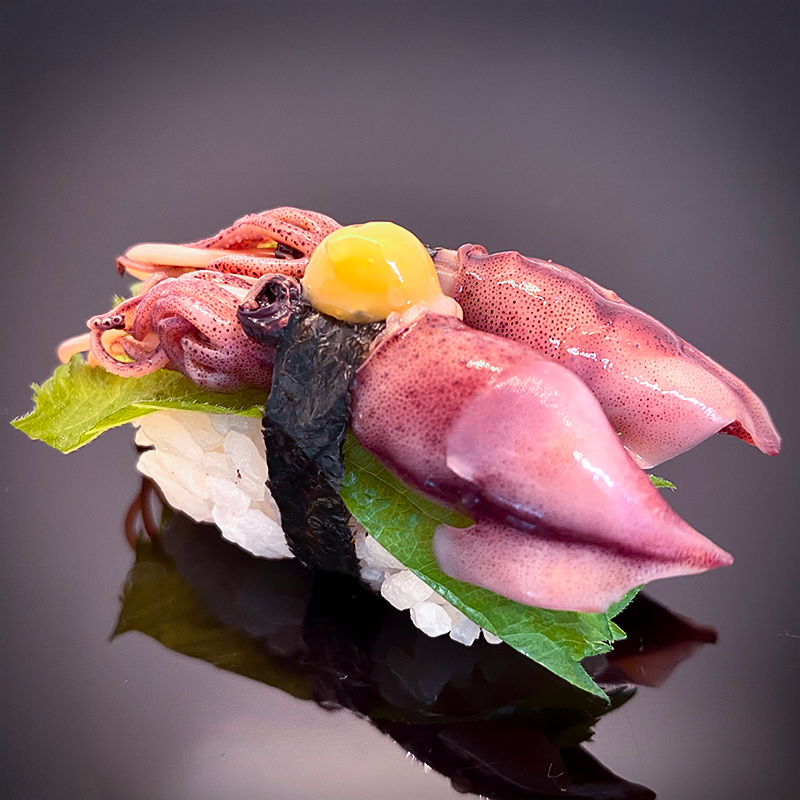 hotaruikakarashi 富山水橋【ほたるイカのからし酢味噌握り】濃厚な味わい|小平市で鮨のテイクアウト・デリバリーなら鮨 比良乃